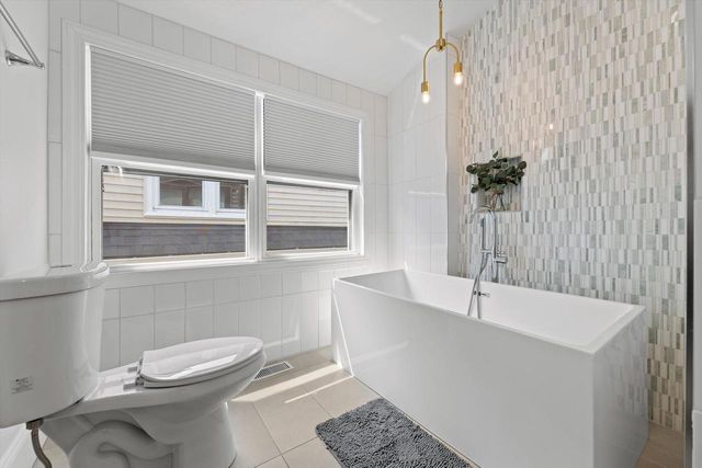 3149 S Howell AVENUE, Milwaukee, WI 53207