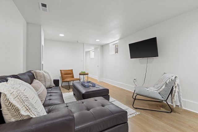 3149 S Howell AVENUE, Milwaukee, WI 53207