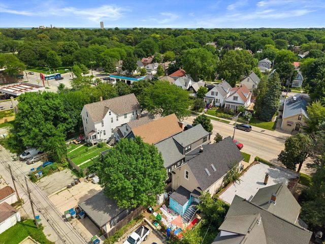 3149 S Howell AVENUE, Milwaukee, WI 53207