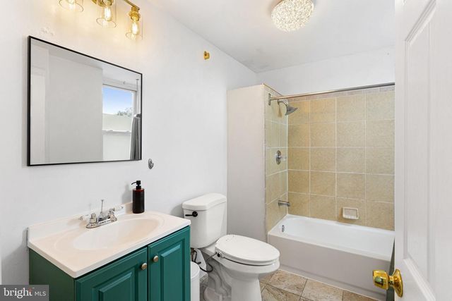 2718 W JEFFERSON ST, Philadelphia, PA 19121