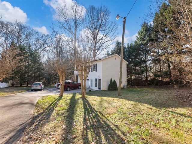 7389 Williams Road, Flowery Branch, GA 30542