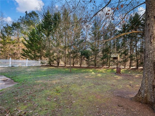 7389 Williams Road, Flowery Branch, GA 30542