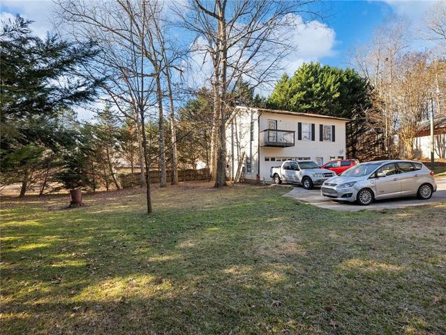 7389 Williams Road, Flowery Branch, GA 30542