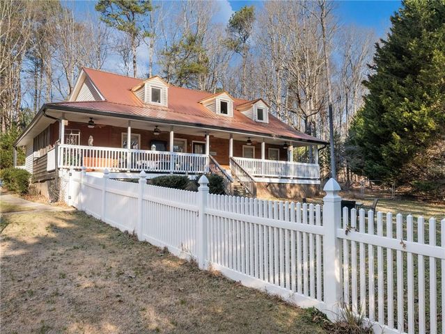 7389 Williams Road, Flowery Branch, GA 30542