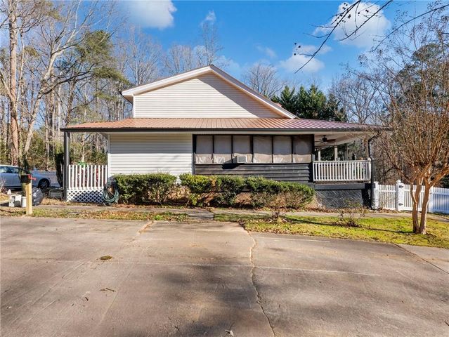 7389 Williams Road, Flowery Branch, GA 30542