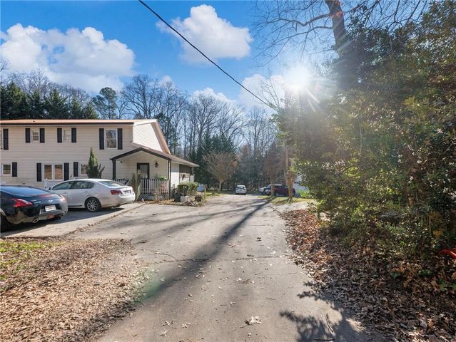 7389 Williams Road, Flowery Branch, GA 30542