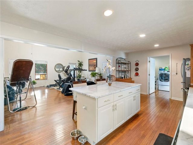 7389 Williams Road, Flowery Branch, GA 30542