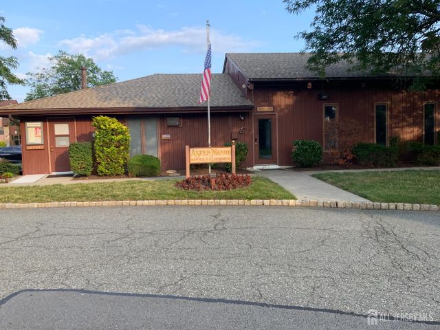 267-a Alpine Way 267a, Woodbridge Proper, NJ 07095