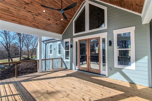 868 Old Owen Drive, Blairsville, GA 30512