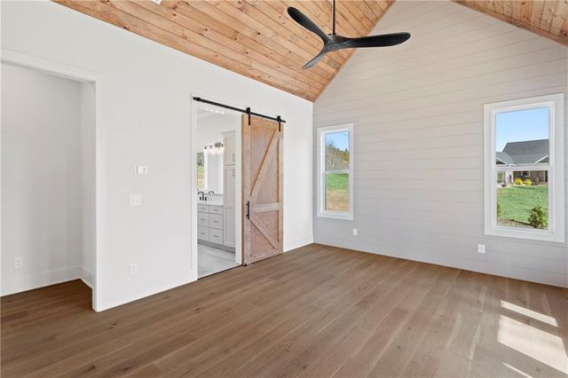 868 Old Owen Drive, Blairsville, GA 30512