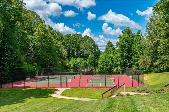 868 Old Owen Drive, Blairsville, GA 30512