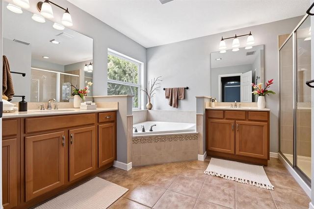 7180 WINDING LAKE CIRCLE, Oviedo, FL 32765