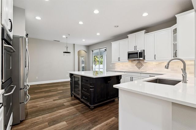 7180 WINDING LAKE CIRCLE, Oviedo, FL 32765