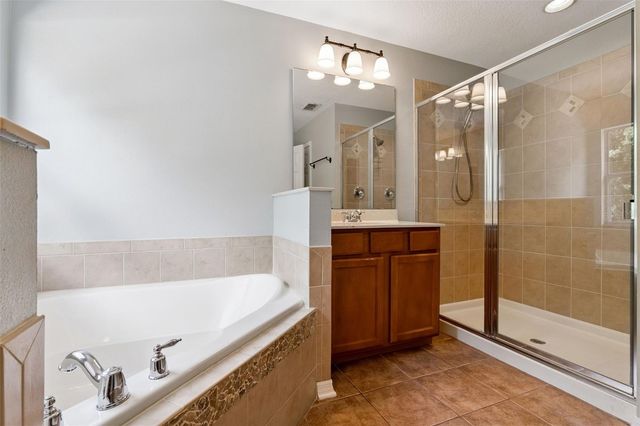 7180 WINDING LAKE CIRCLE, Oviedo, FL 32765