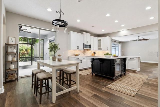7180 WINDING LAKE CIRCLE, Oviedo, FL 32765