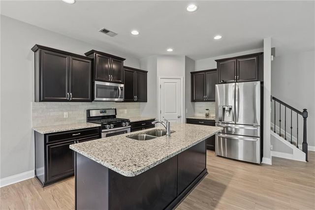 4076 Elsdon Drive, Austell, GA 30106