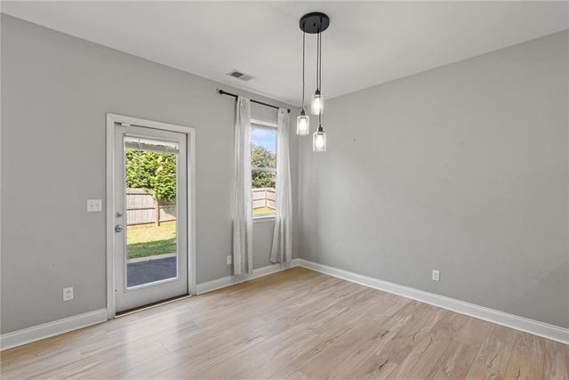 4076 Elsdon Drive, Austell, GA 30106