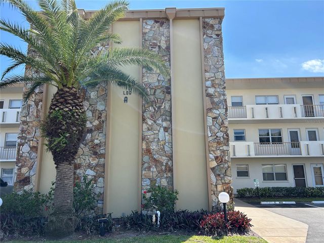4480 IRONWOOD CIRCLE 213A, Bradenton, FL 34209