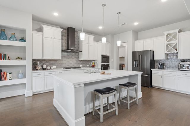 111 N Winter Sunrise Circle, Tomball, TX 77375