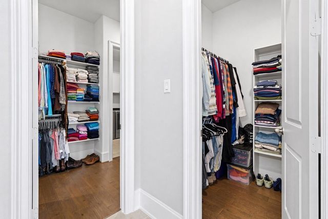 111 N Winter Sunrise Circle, Tomball, TX 77375