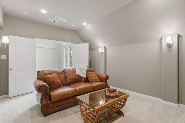 111 N Winter Sunrise Circle, Tomball, TX 77375
