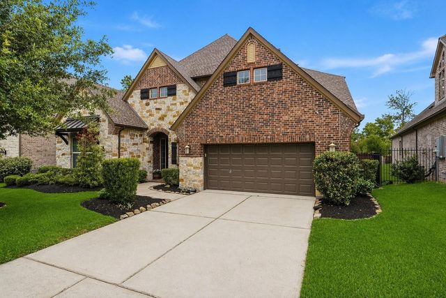 111 N Winter Sunrise Circle, Tomball, TX 77375