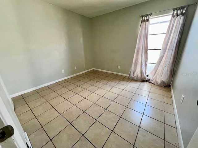 5008 PARKHILL PLACE, Tampa, FL 33624