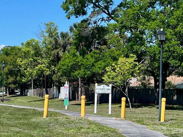 5008 PARKHILL PLACE, Tampa, FL 33624