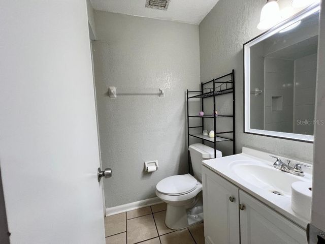 5008 PARKHILL PLACE, Tampa, FL 33624