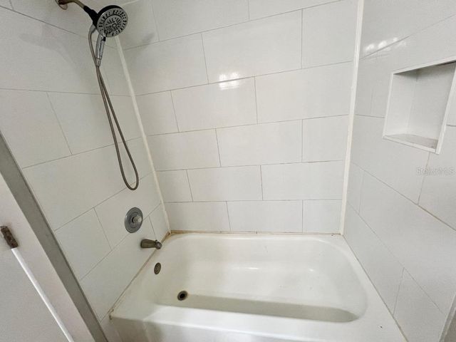 5008 PARKHILL PLACE, Tampa, FL 33624