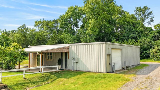 250 Rockland Rd, Hendersonville, TN 37075