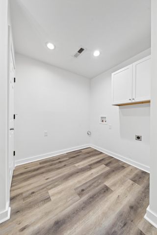 250 Rockland Rd, Hendersonville, TN 37075