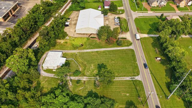 250 Rockland Rd, Hendersonville, TN 37075