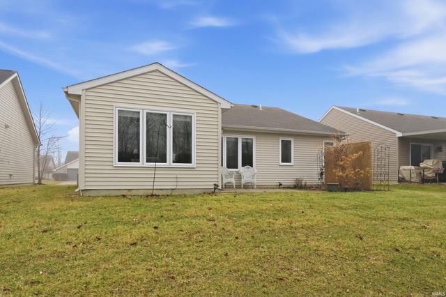 7520 Bowlander Way, Fort Wayne, IN 46835