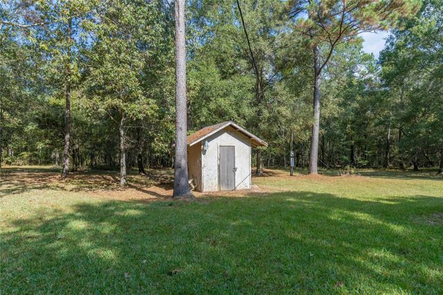 461 Private Road 1330, Liberty, TX 77575