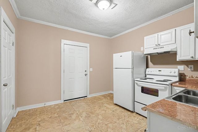 831 Forest Avenue, Hamilton, OH 45015