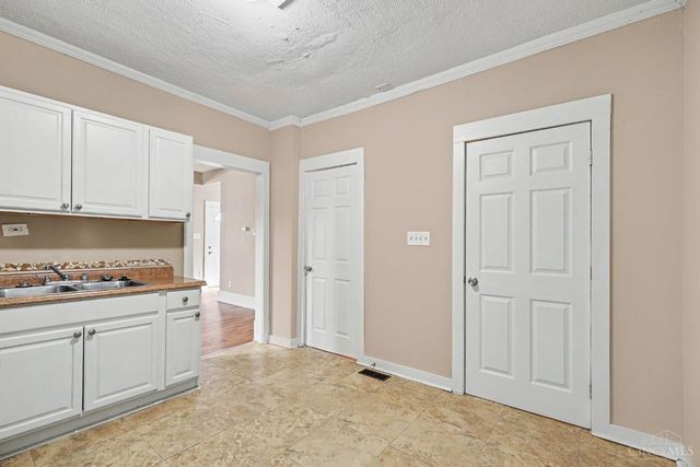 831 Forest Avenue, Hamilton, OH 45015
