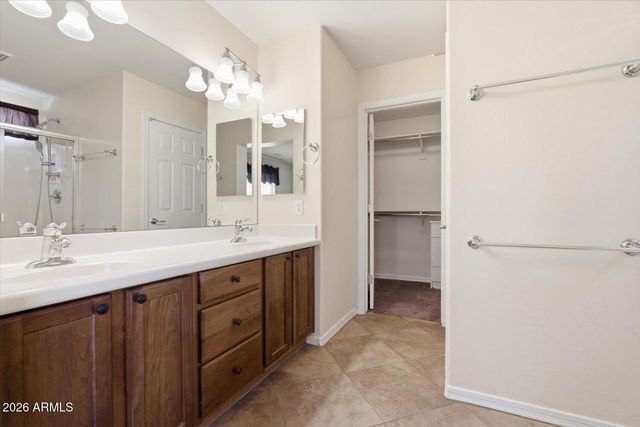 1945 W BUSONI Place, Phoenix, AZ 85023