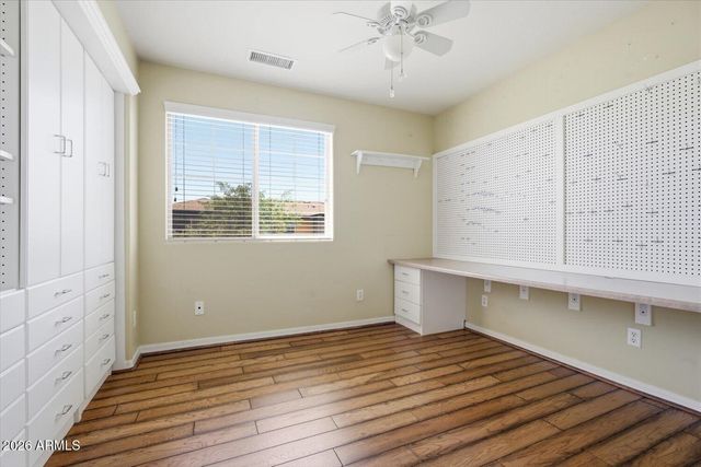 1945 W BUSONI Place, Phoenix, AZ 85023