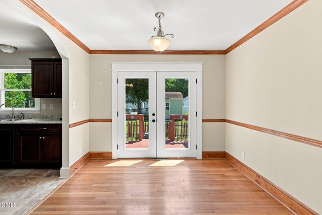 1201 S Crescent Drive, Smithfield, NC 27577