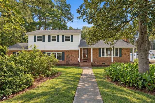 1201 S Crescent Drive, Smithfield, NC 27577