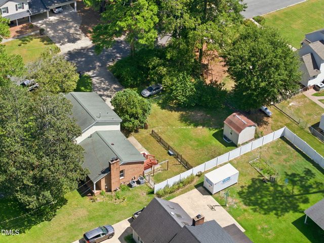 1201 S Crescent Drive, Smithfield, NC 27577