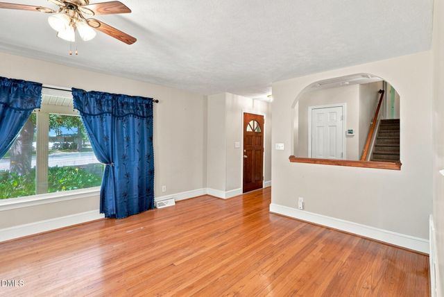 1201 S Crescent Drive, Smithfield, NC 27577