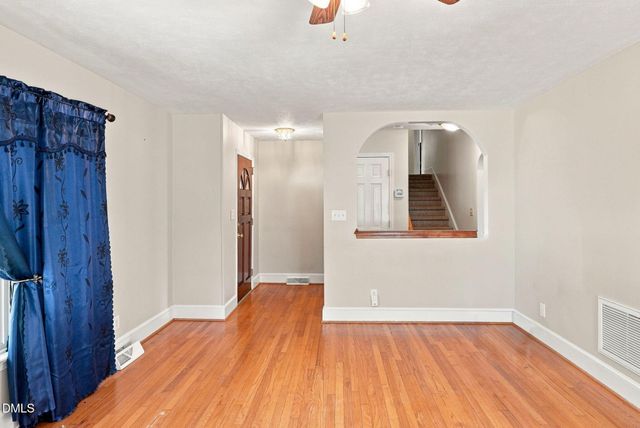 1201 S Crescent Drive, Smithfield, NC 27577