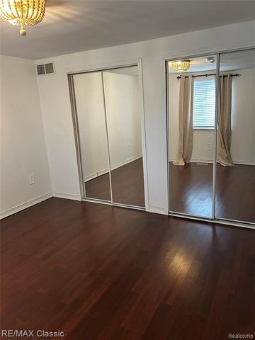 1987 E Franklin Drive 65, Canton, MI 48187