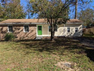 1926 Pumpkin Road, Fayetteville, NC 28304