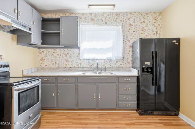 3722 Ethel Ave, Louisville, KY 40218