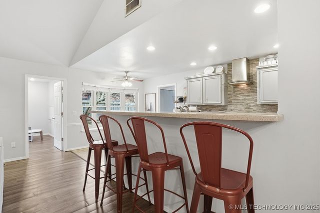 6715 E 95th Street, Tulsa, OK 74133