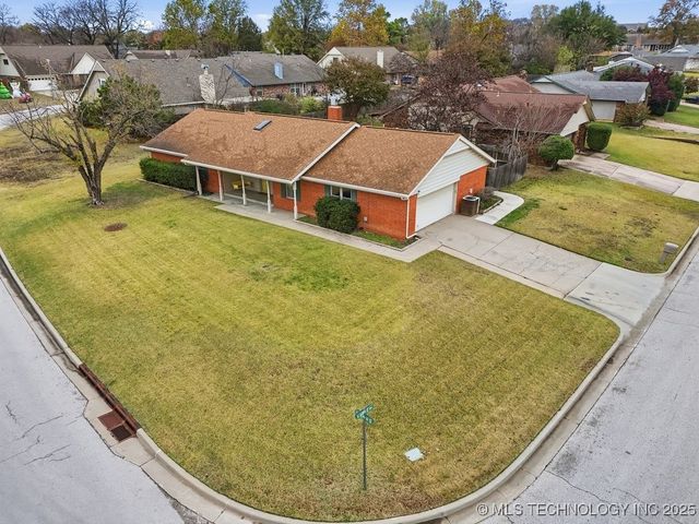 6715 E 95th Street, Tulsa, OK 74133