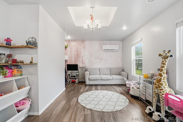 6715 E 95th Street, Tulsa, OK 74133